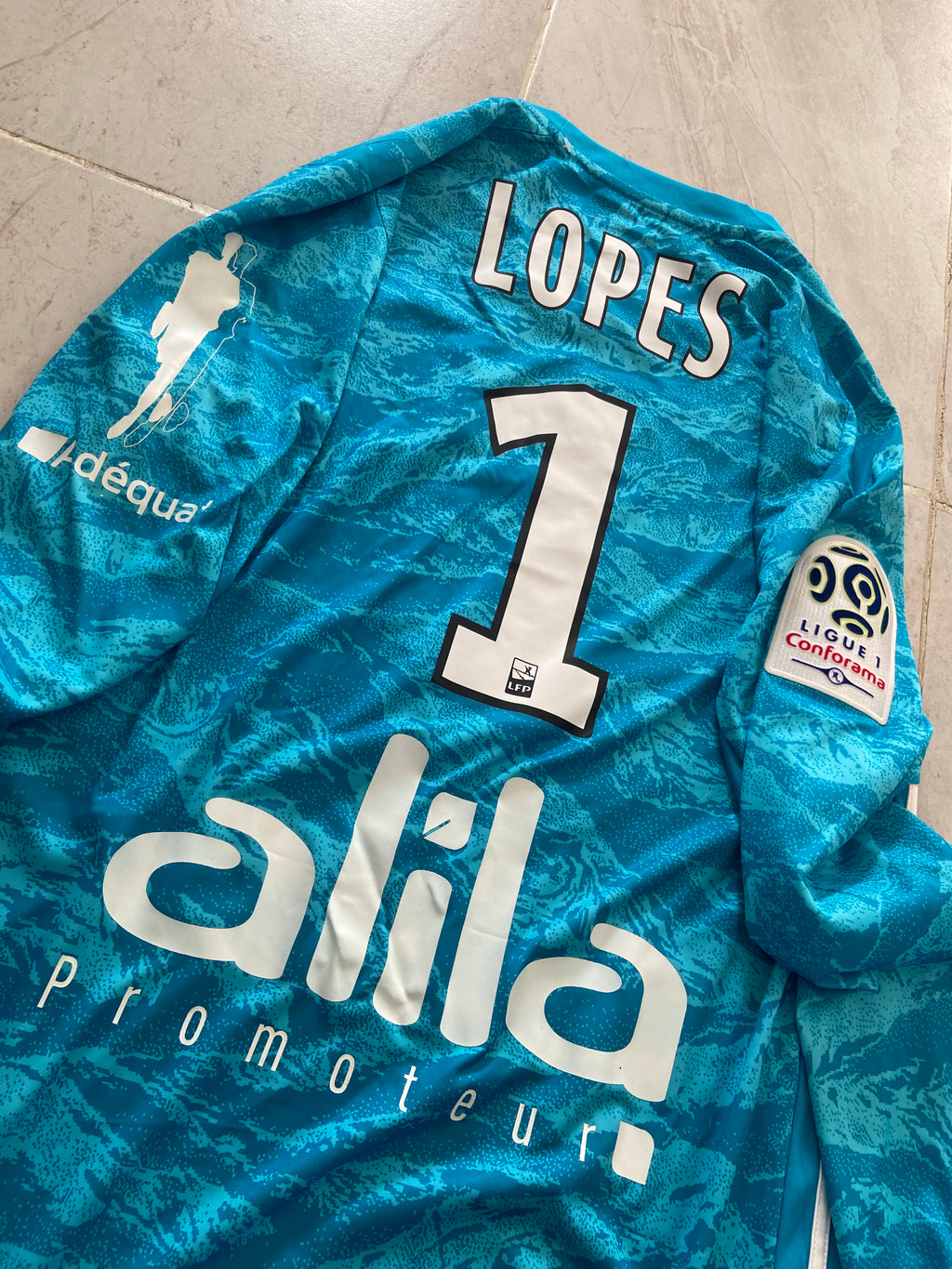 Maillot de foot ADIDAS de l’OL LYON (porté N.1 LLORIS) saison 2018-19