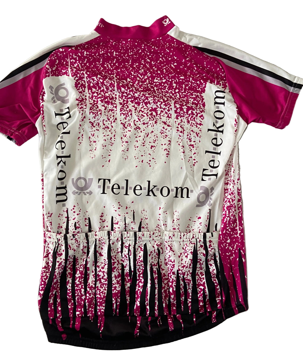 Maillot de cyclisme BIEMME de l’équipe TELEKOM (ULRICH-ZABEL-RIIS) année 1996-97