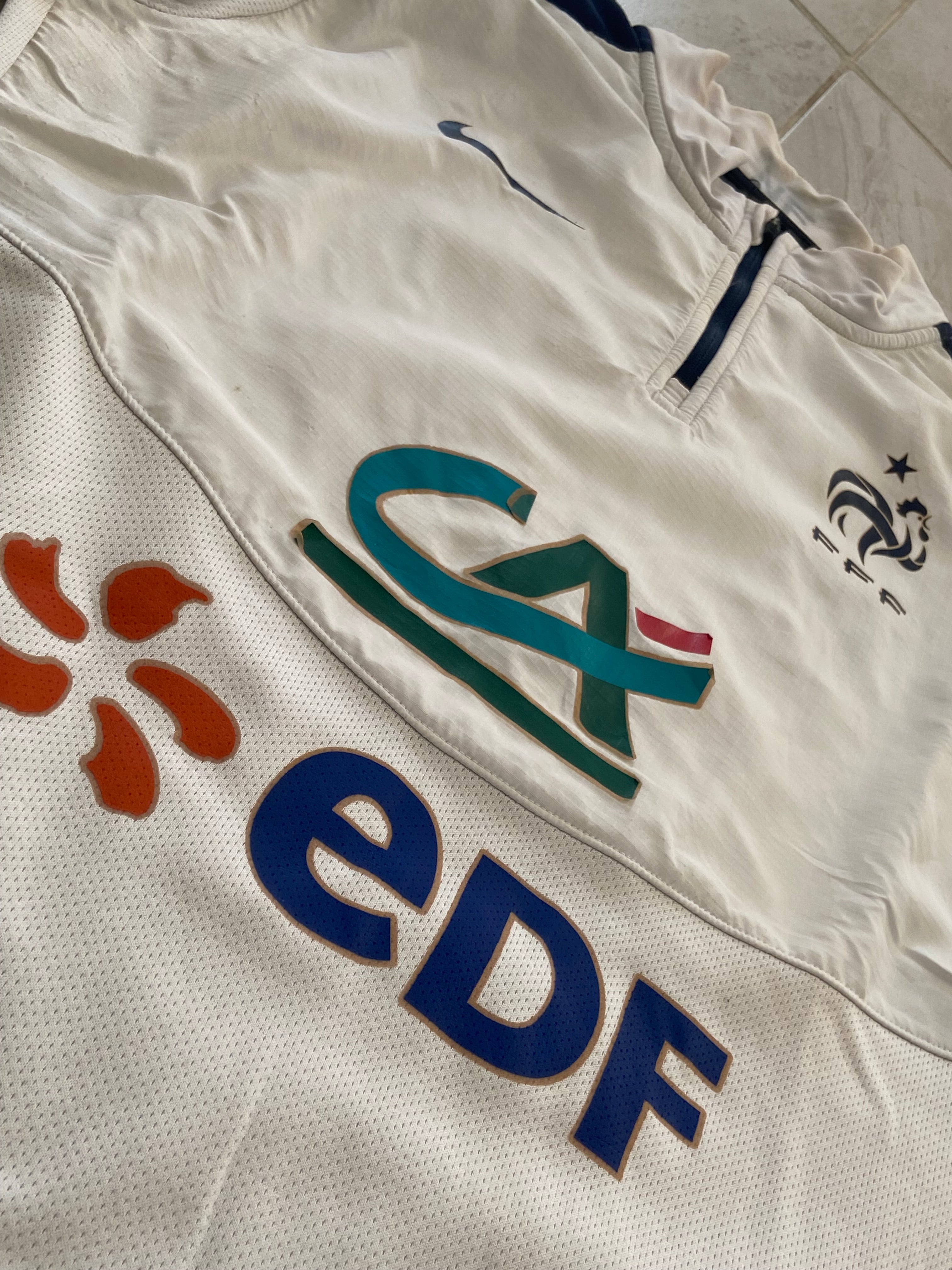 Sweat d’échauffement NIKE de l’équipe de FRANCE (porté Nabil FEKIR) année 2018-19