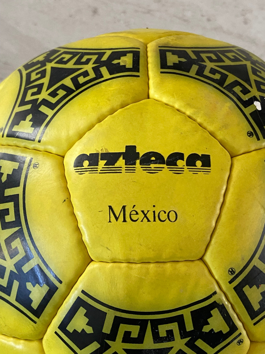 Ballon de foot ADIDAS MEXICO 1986 officiel d’époque COLLECTOR