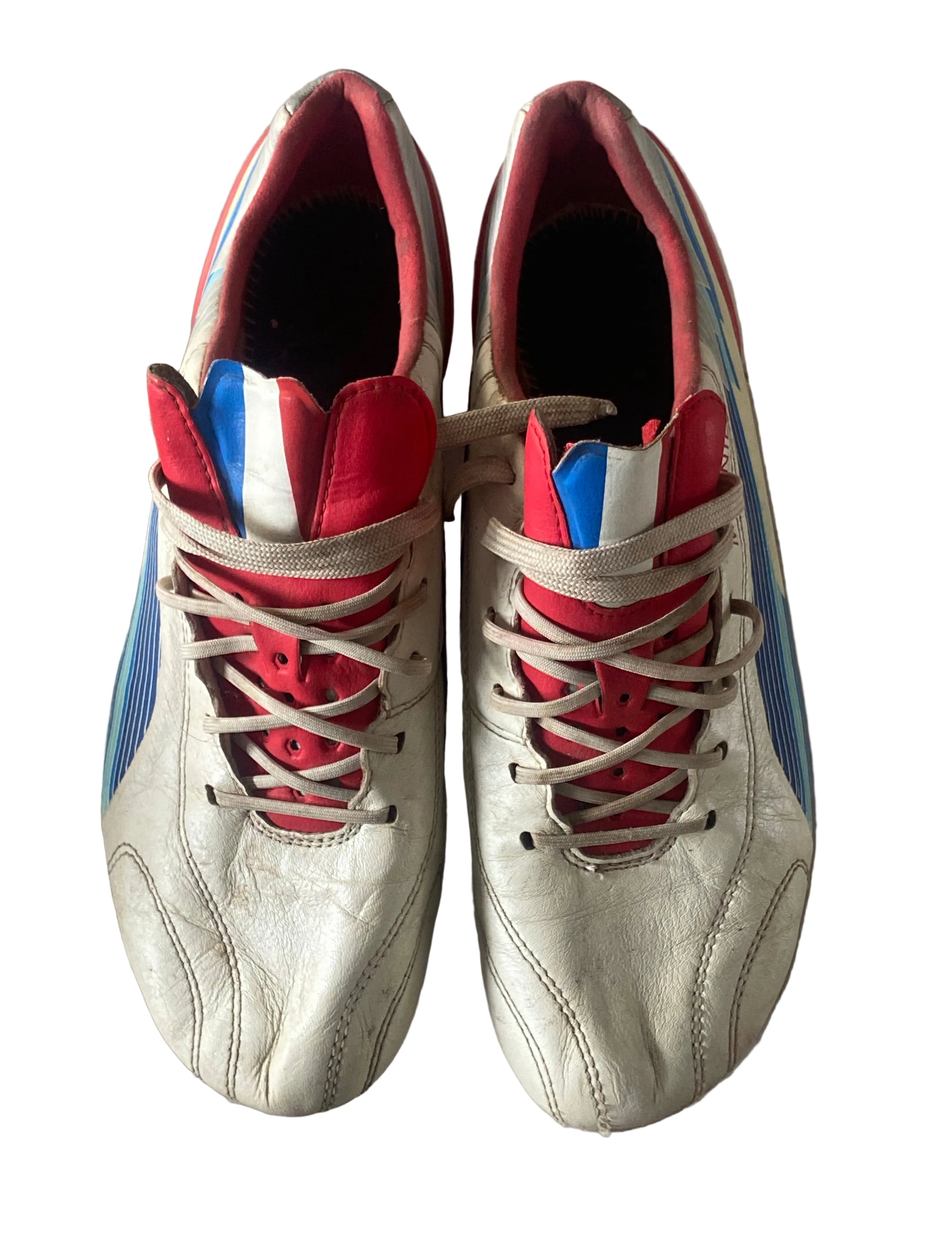 Paire de chaussures à crampons PUMA V3.11 (portées Anthony MOUNIER) MONTPELLIER MHSC