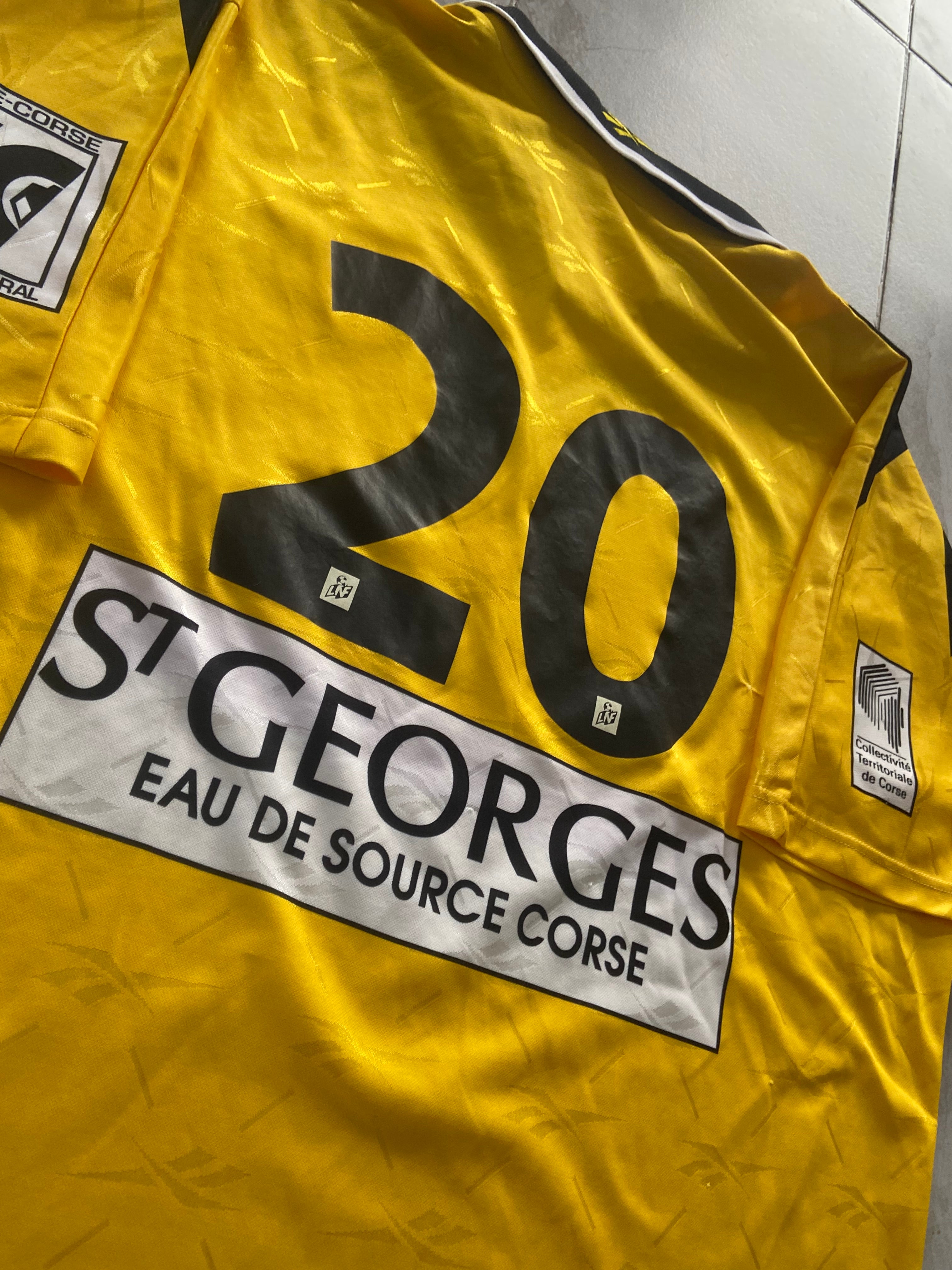 Maillot de foot REEBOK du SC BASTIA (préparé N.20 Lilian NALIS) saison 1999-2000