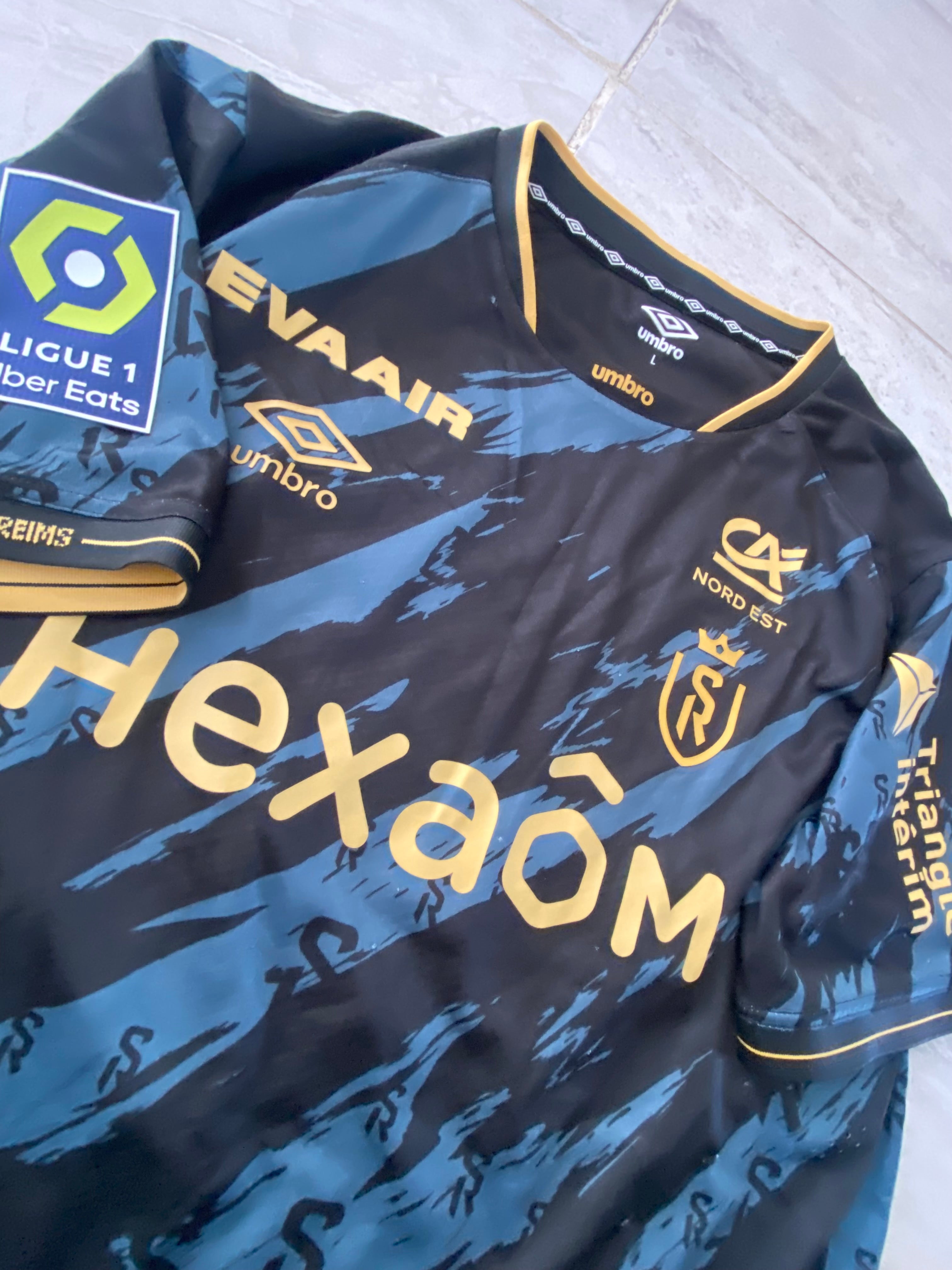 Maillot de foot UMBRO du STADE de REIMS (porté du N.26 STAMBOULI) saison 2023-24
