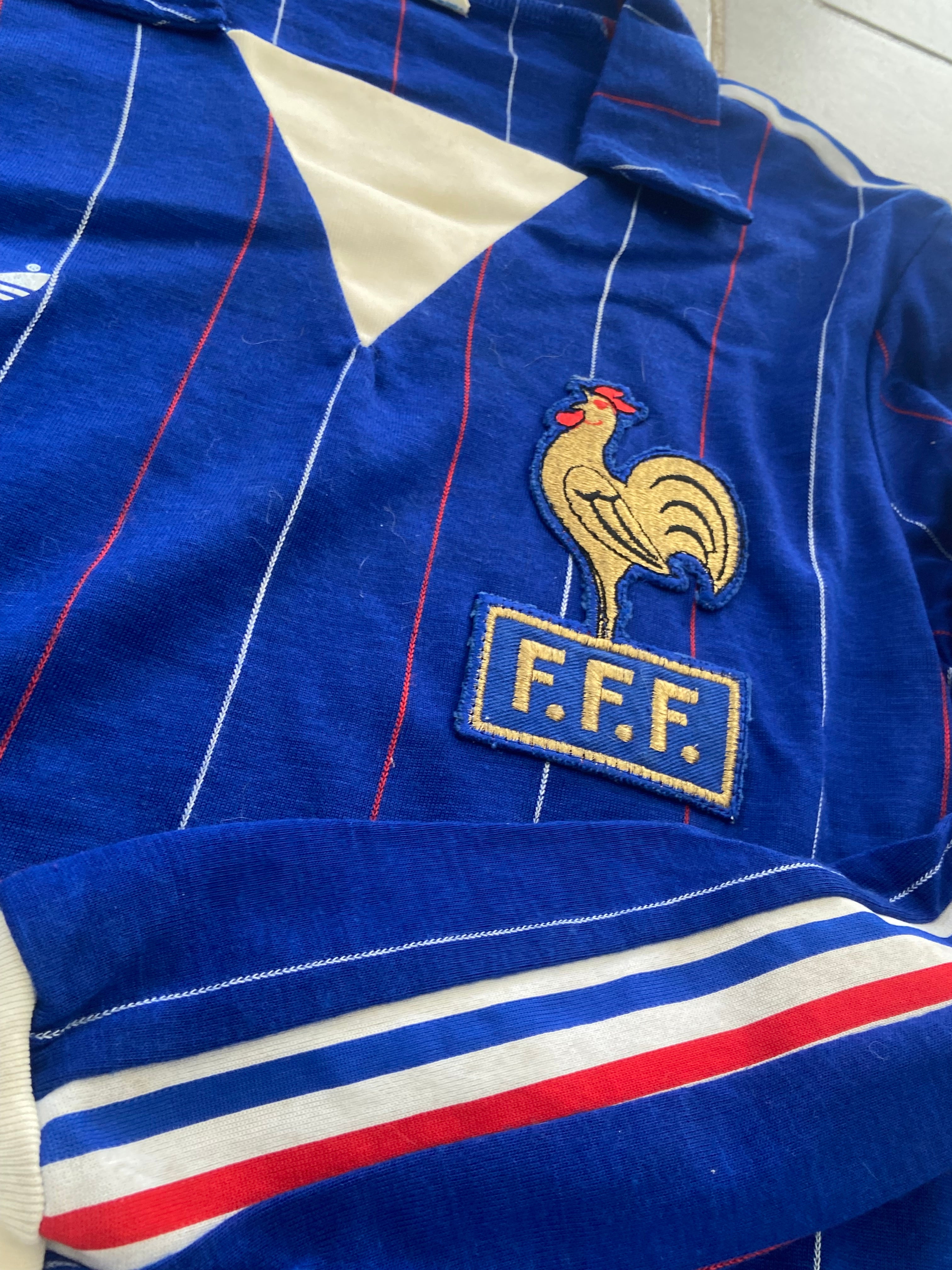 Maillot de foot ADIDAS de l’équipe de FRANCE année 1982