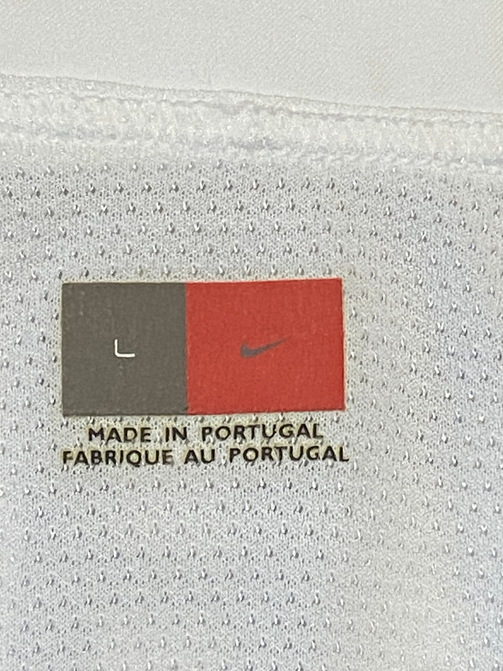 Maillot de foot du Portugal (porté N.8 FRECHAUT) contre la Norvège en 2003