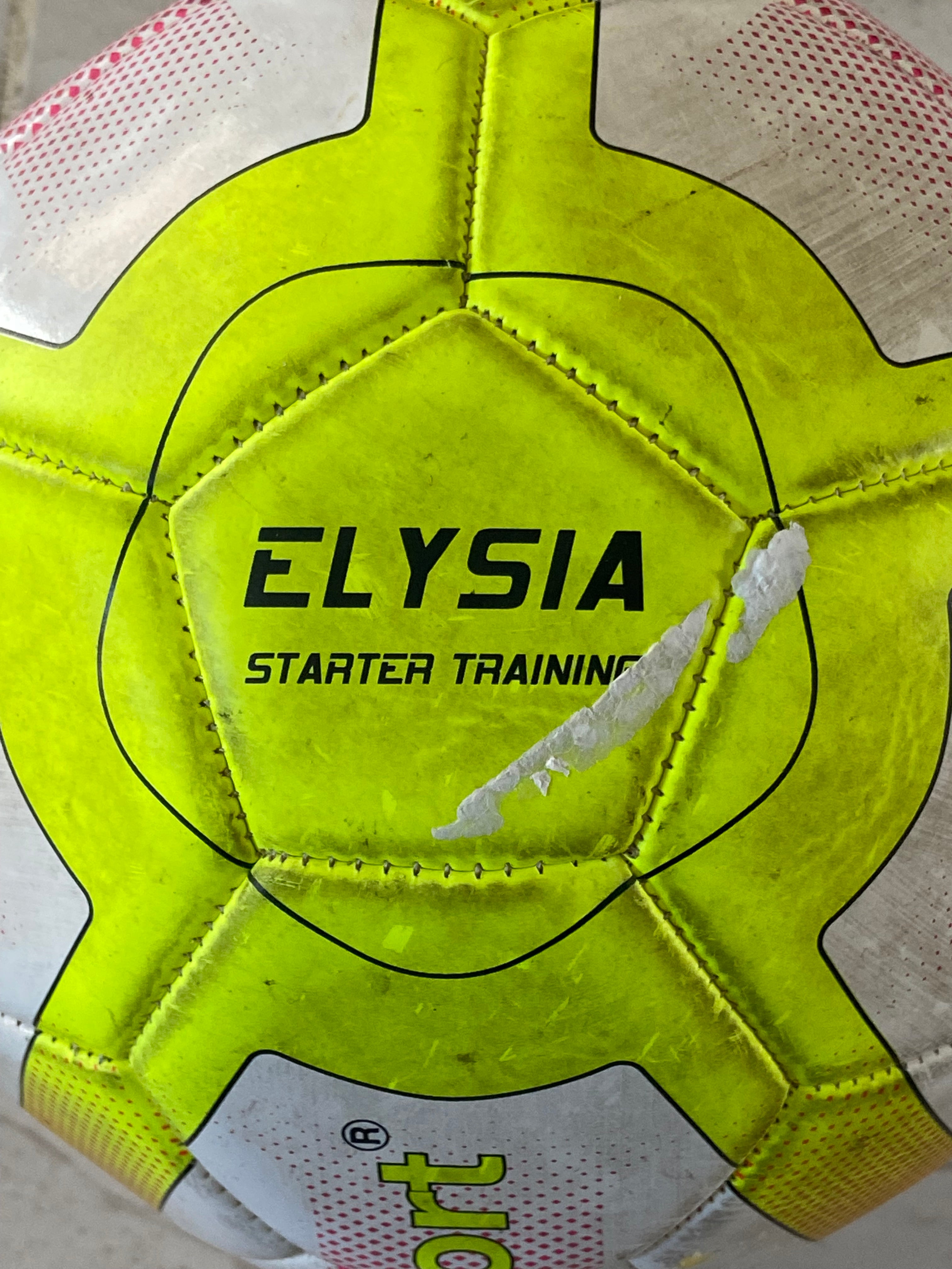 Ballon de foot UHLSPORT officiel de match MONTPELLIER Ligue 1 saison 2017-18