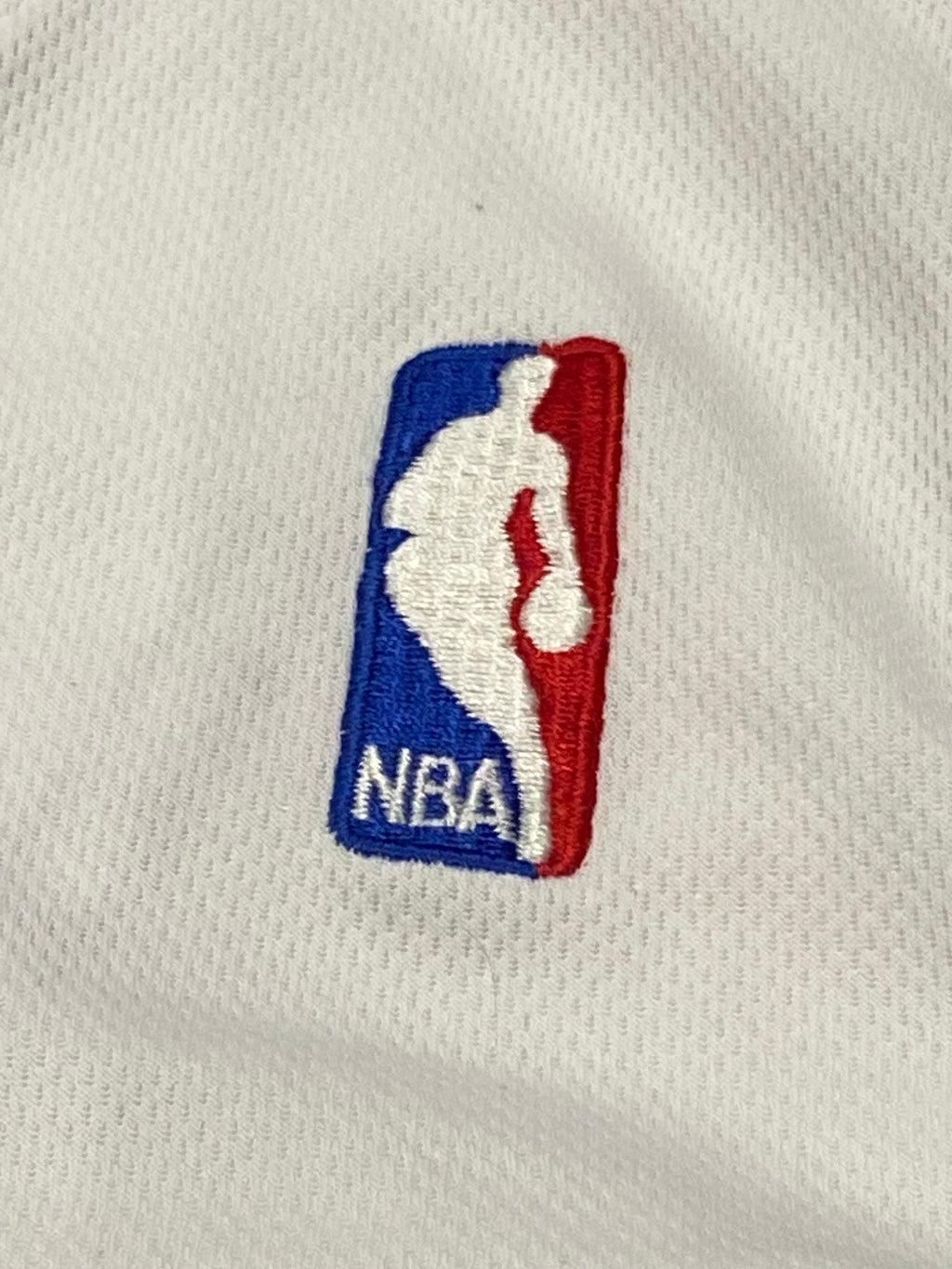 Maillot ADIDAS de BASKET-BALL de l’équipe des HEAT (N.6 JAMES) année  2010-11