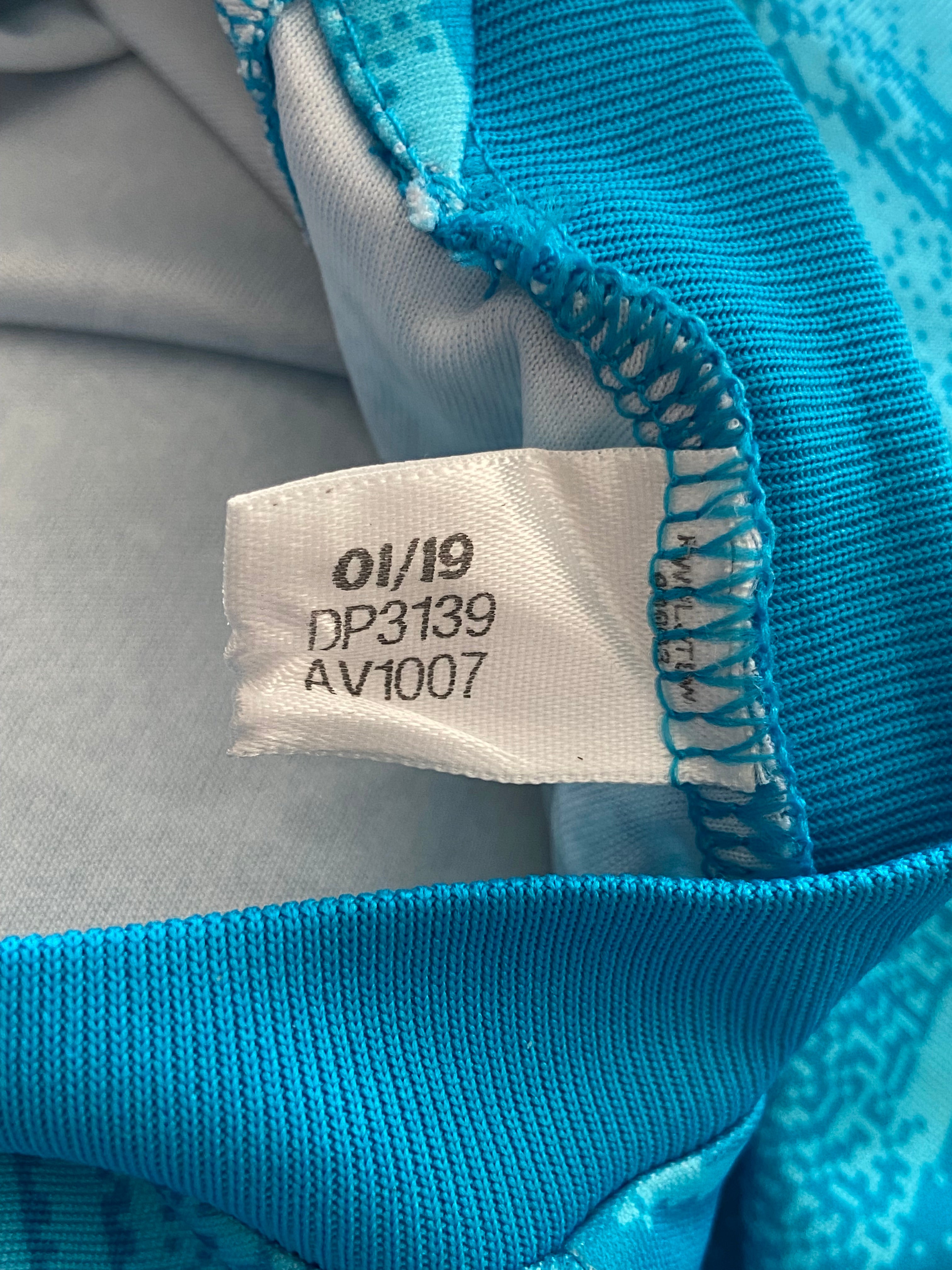 Maillot de foot ADIDAS de l’OL LYON (porté N.1 LLORIS) saison 2018-19