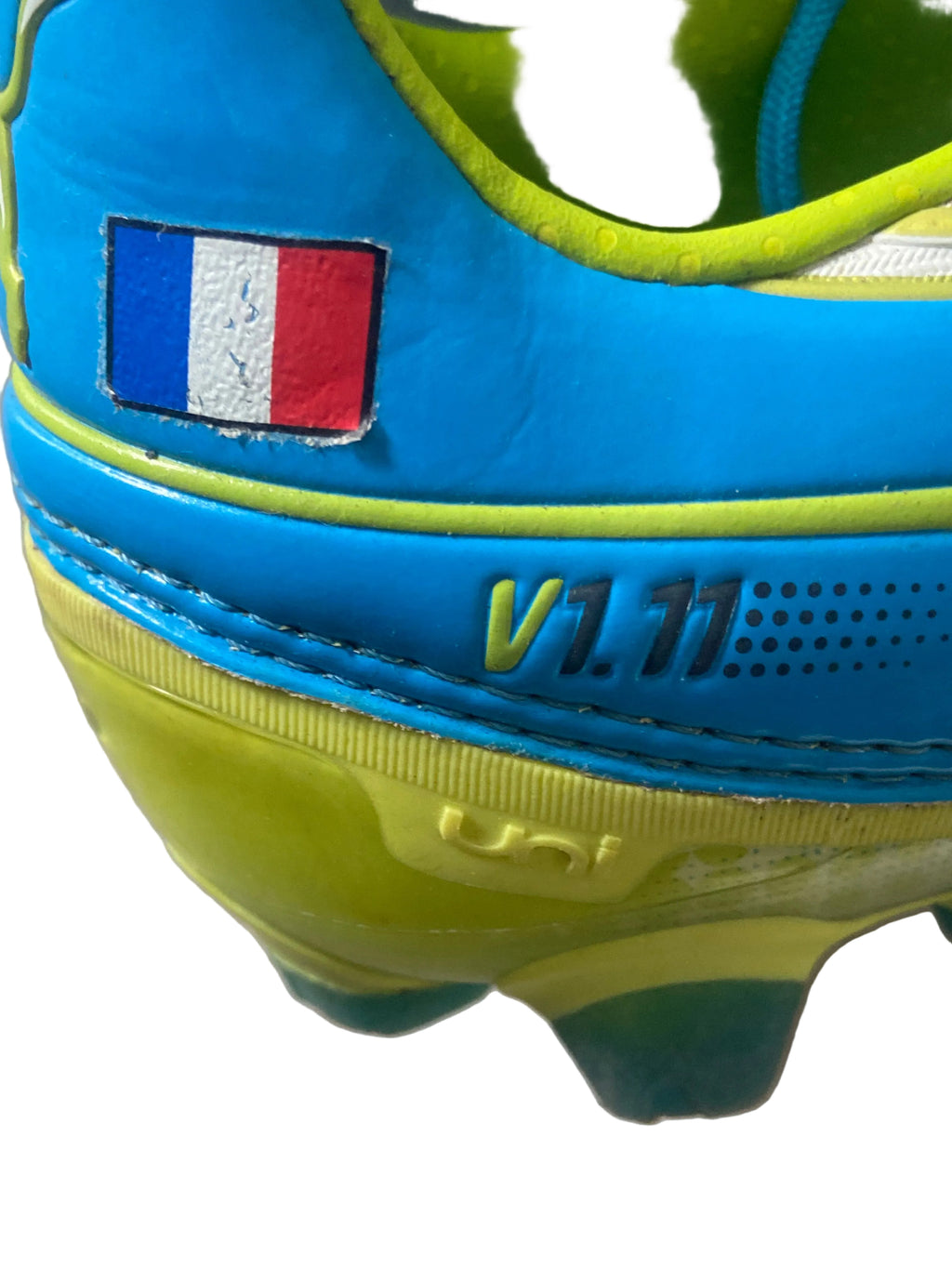 Paire de chaussures à crampons PUMA V1.11 i FG (portées Olivier GIROUD) MONTPELLIER 2011-12