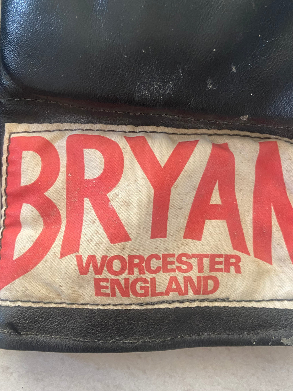 Paire de Mitaines de Sac "Old School" BRYAN Worcester - Cuir - Made in England Vintage COLLECTOR