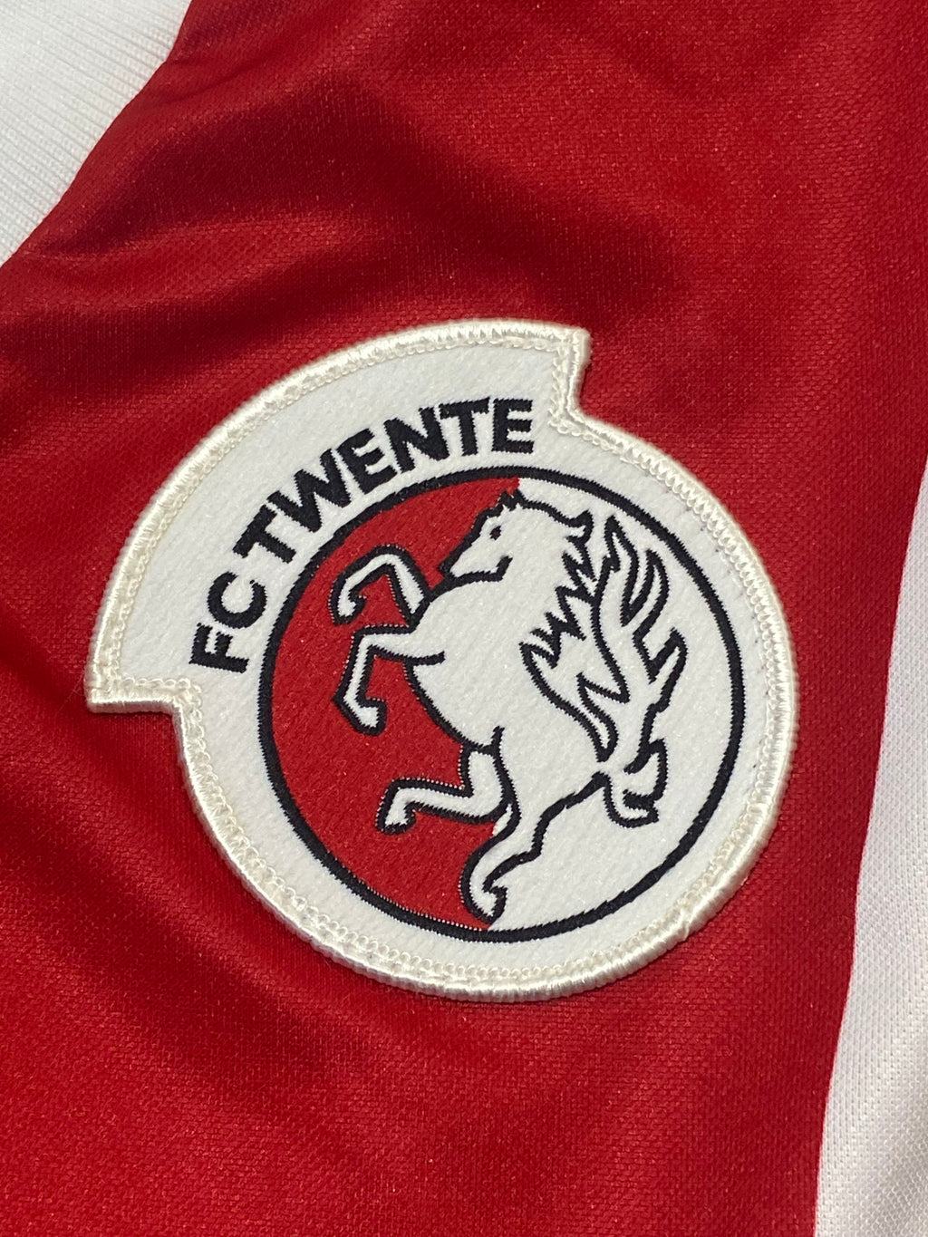 Maillot de foot du FC Twente (porté N.3 KAMEBEEK) 8ème finale Coupe UEFA 1997-98 contre AJ-Auxerre