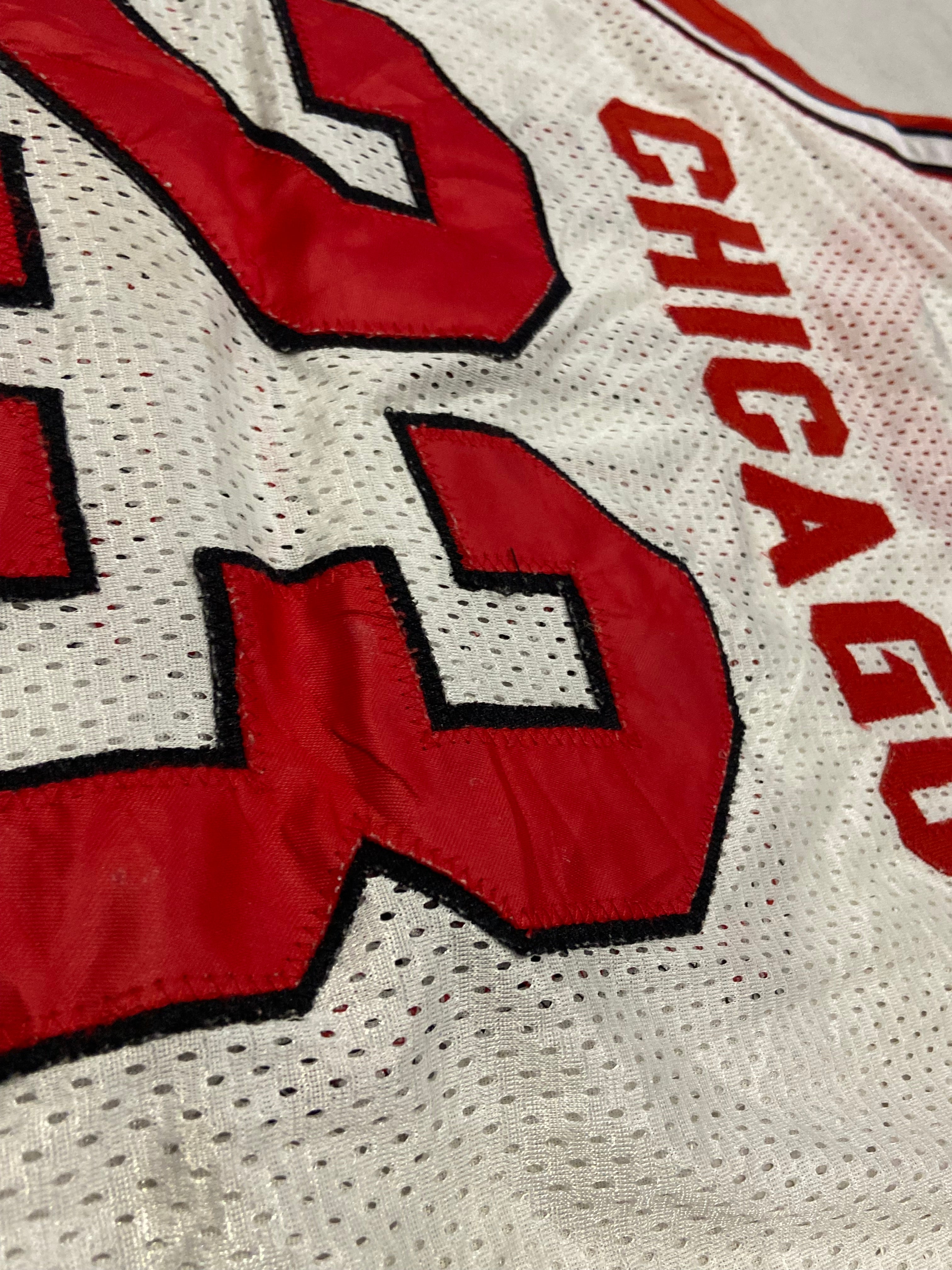 Maillot SPALDING de BASKET-BALL des CHICAGO BULLS (N.23 JORDAN) 90’s