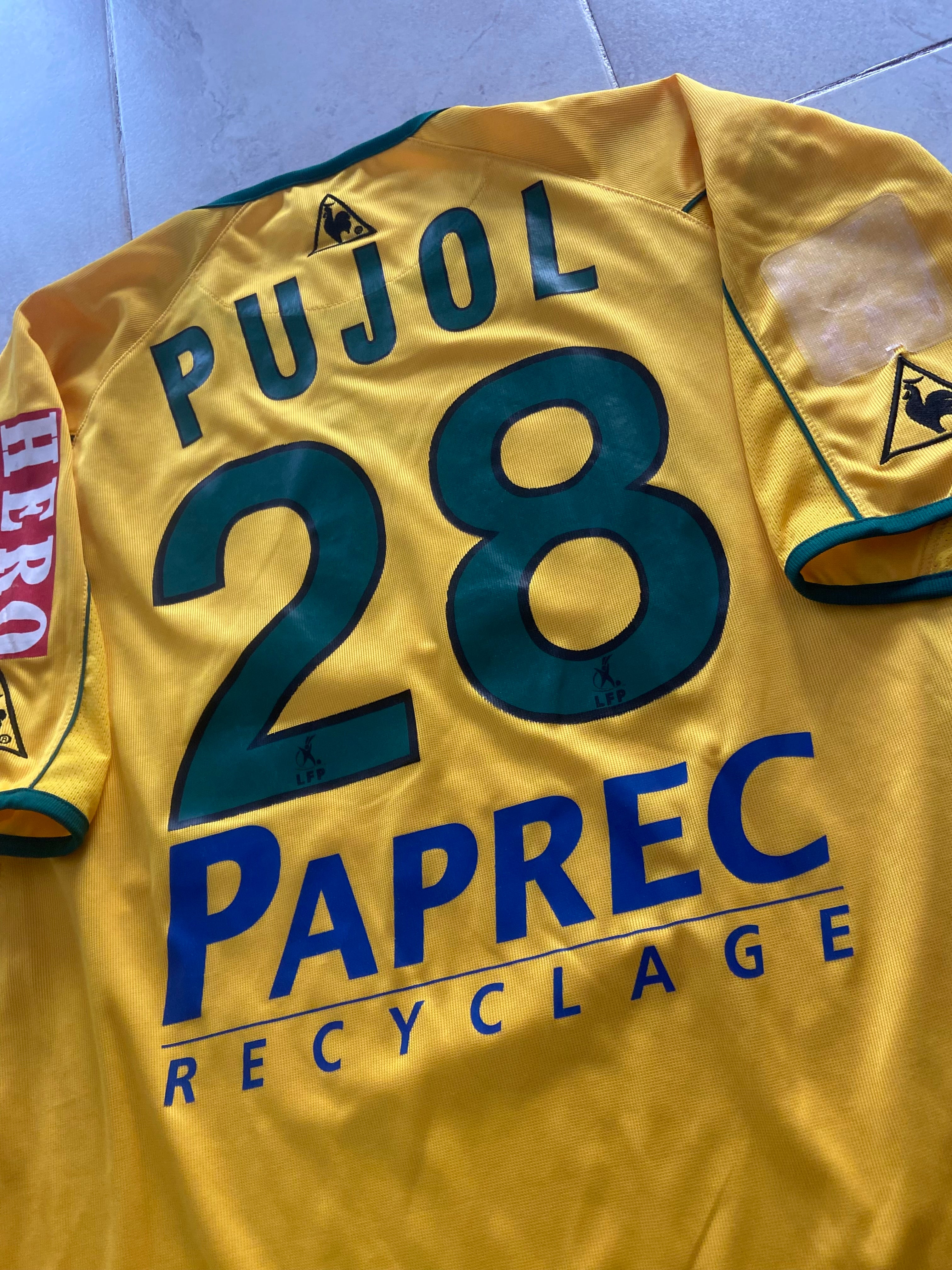 Maillot de foot LE COQ SPORTIF du FC NANTES (porté par le N.28 PUJOL) saison 2004-05