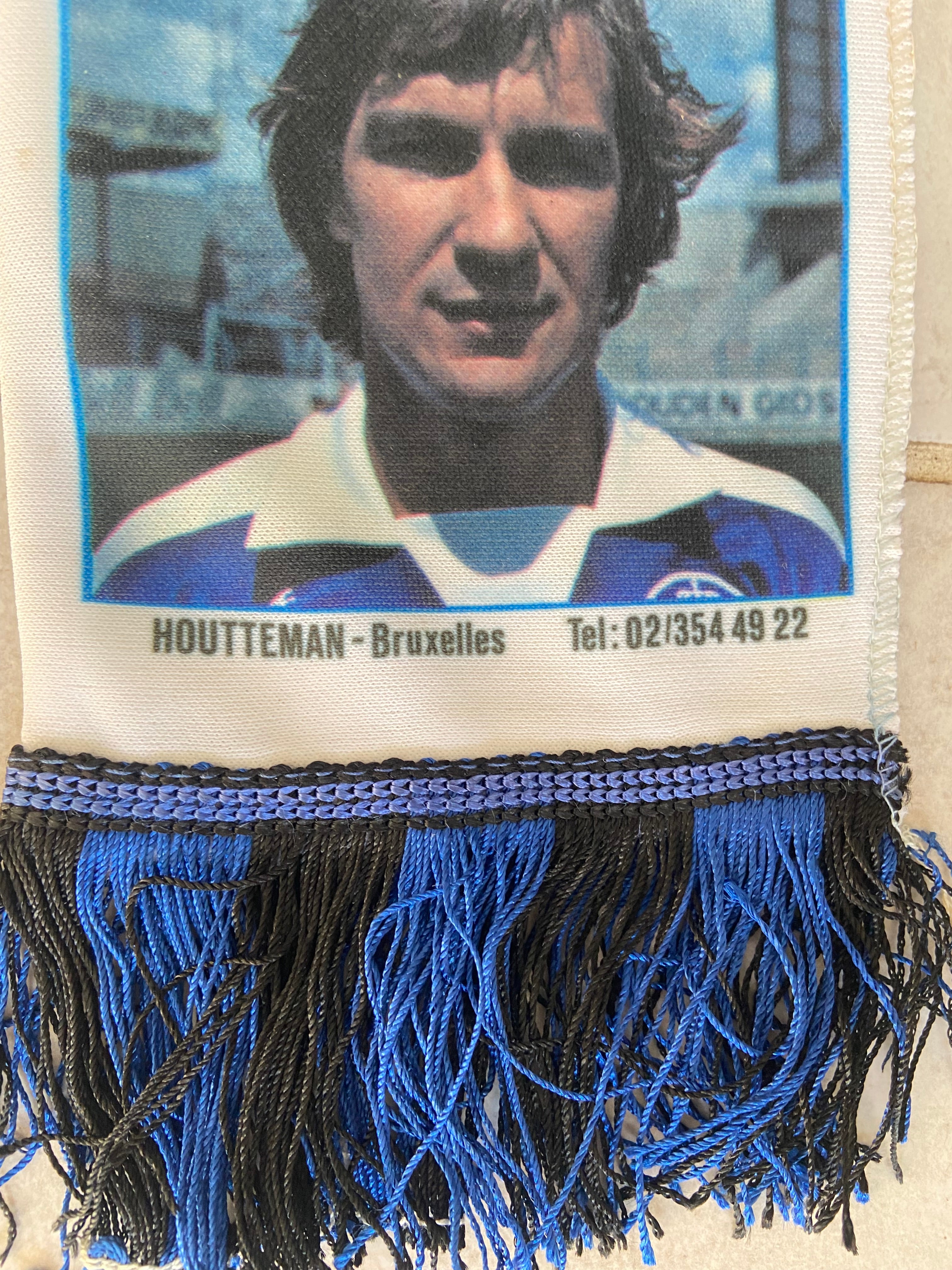 Écharpe de foot Vintage Club Brugge K.V. - Années 80 - Édition "Gallery" (neuve sous blister-Deadstock)