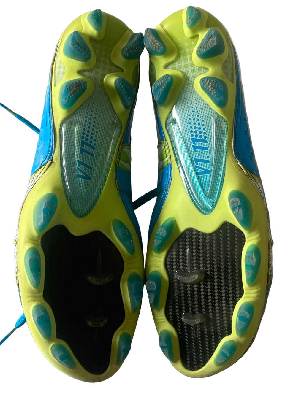 Paire de chaussures à crampons PUMA V1.11 i FG (portées Olivier GIROUD) MONTPELLIER 2011-12