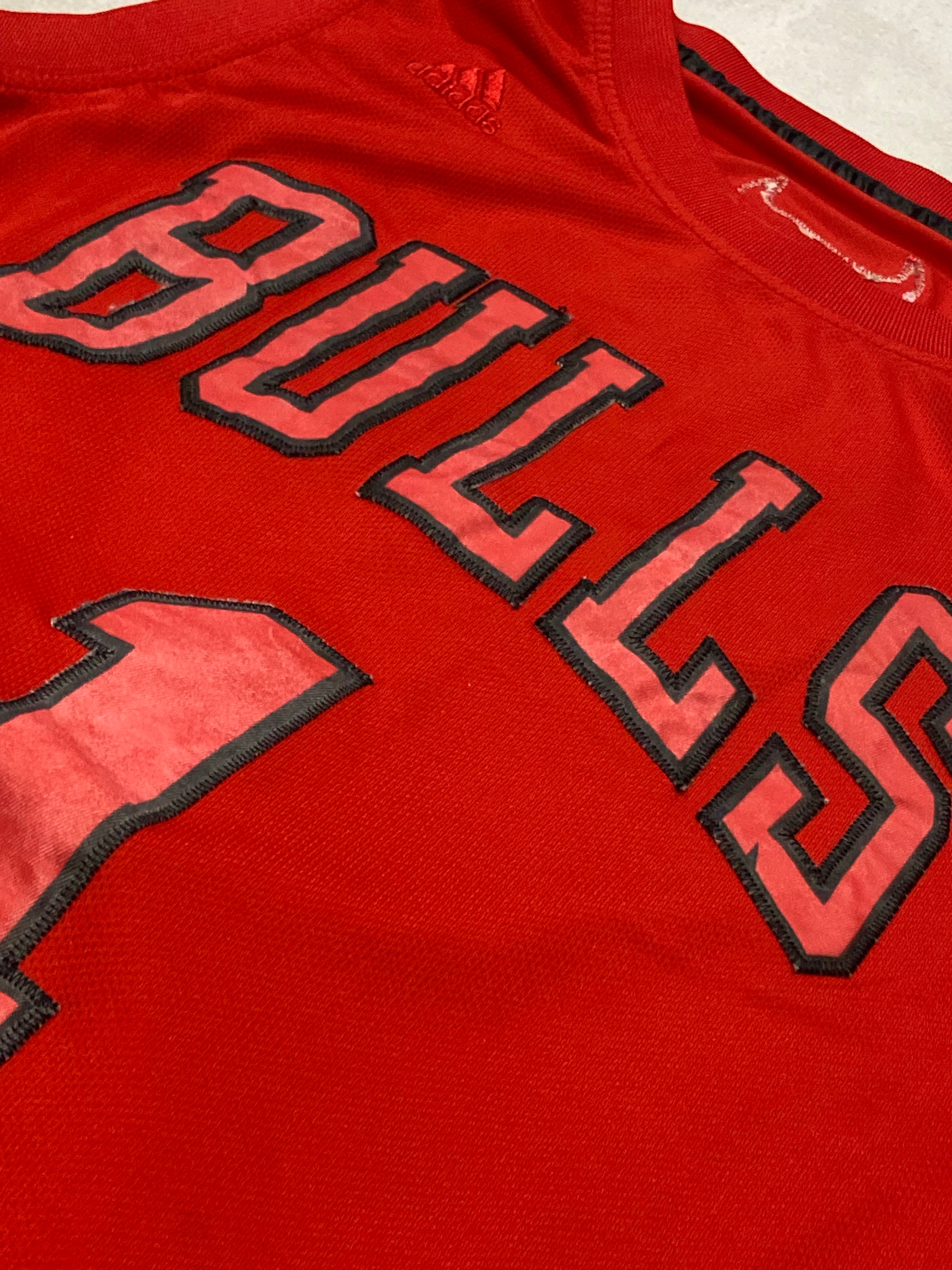 Maillot ADIDAS de BASKET-BALL des CHICAGO BULLS (N.1 ROSE) année 2010-11