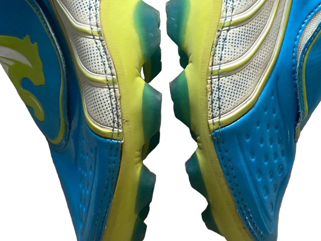 Paire de chaussures à crampons PUMA V1.11 i FG (portées Olivier GIROUD) MONTPELLIER 2011-12