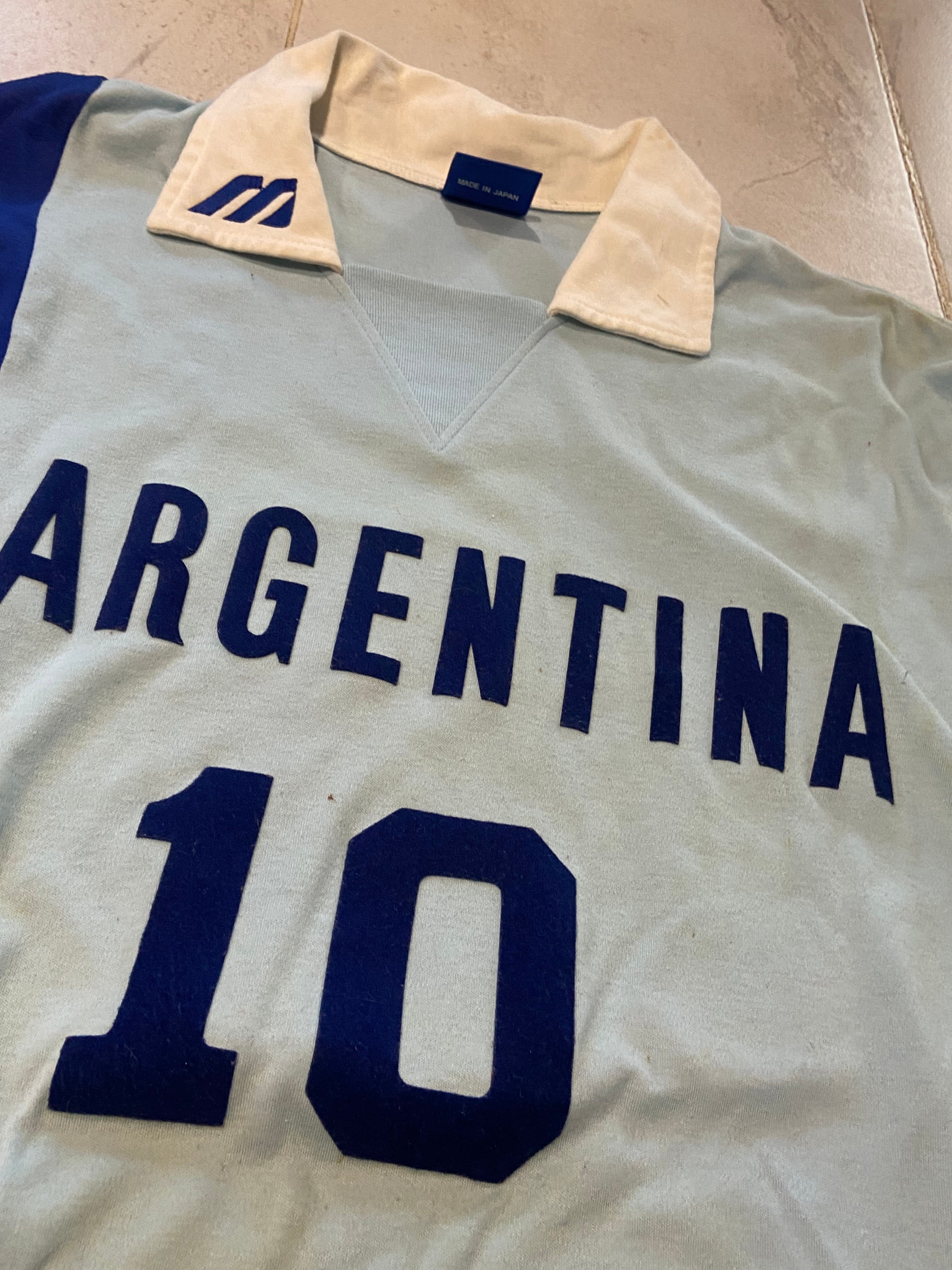 Maillot de Volley-Ball de l’Argentine (porté N.10 URIARTE) Championnat du Monde 1986