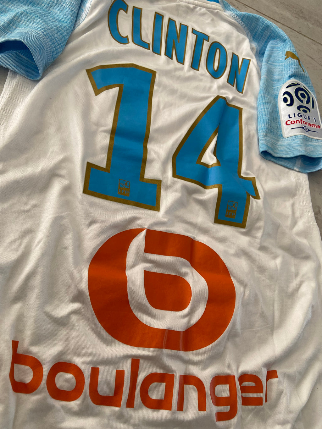 Maillot de foot PUMA de l’OM MARSEILLE (porté N.14 CLINTON NJIE) saison 2018-19