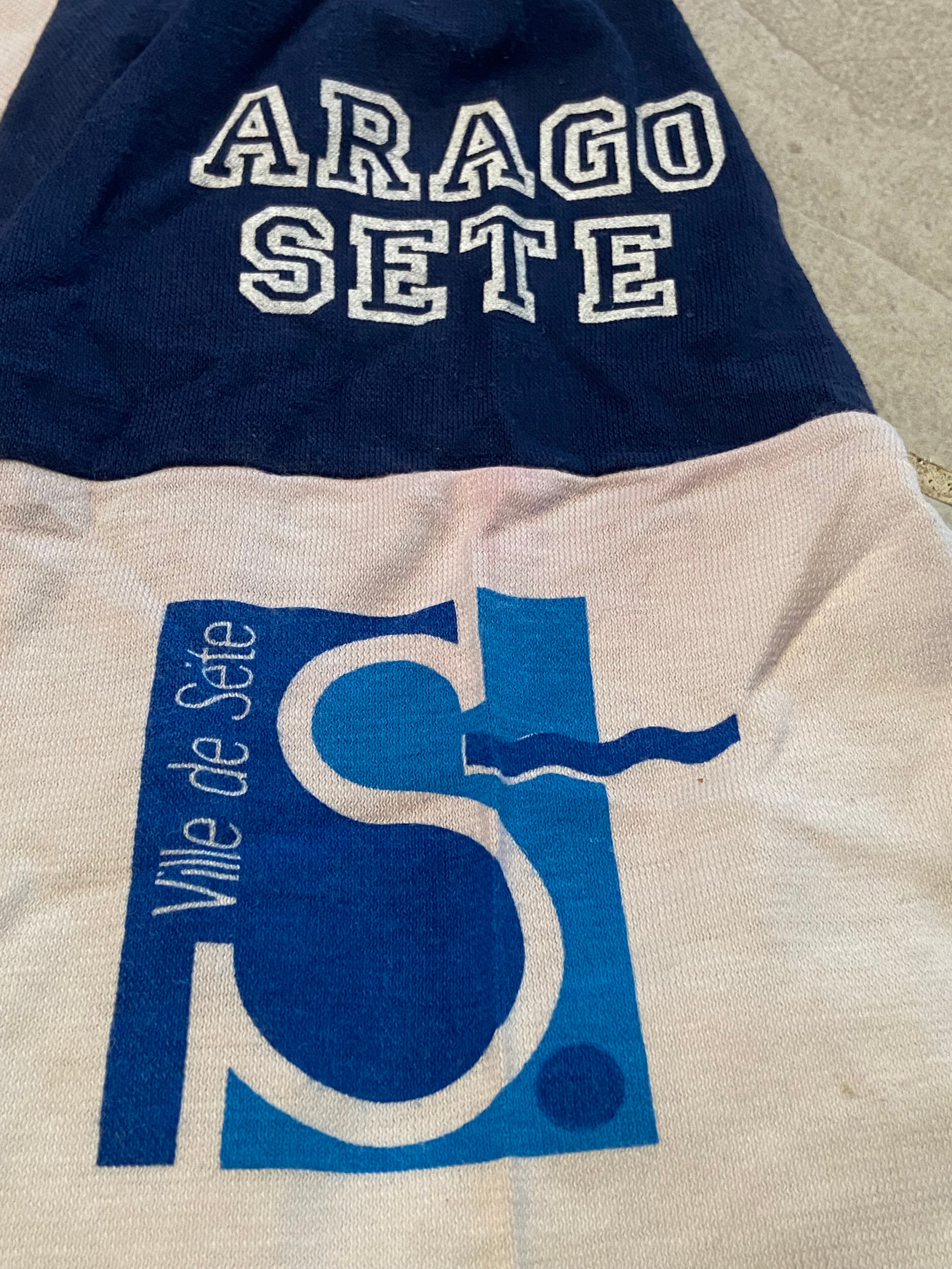 Maillot de Volley-ball de l’Arago de Sete (porté N.10 D’HERBEZ) saison 1994-95