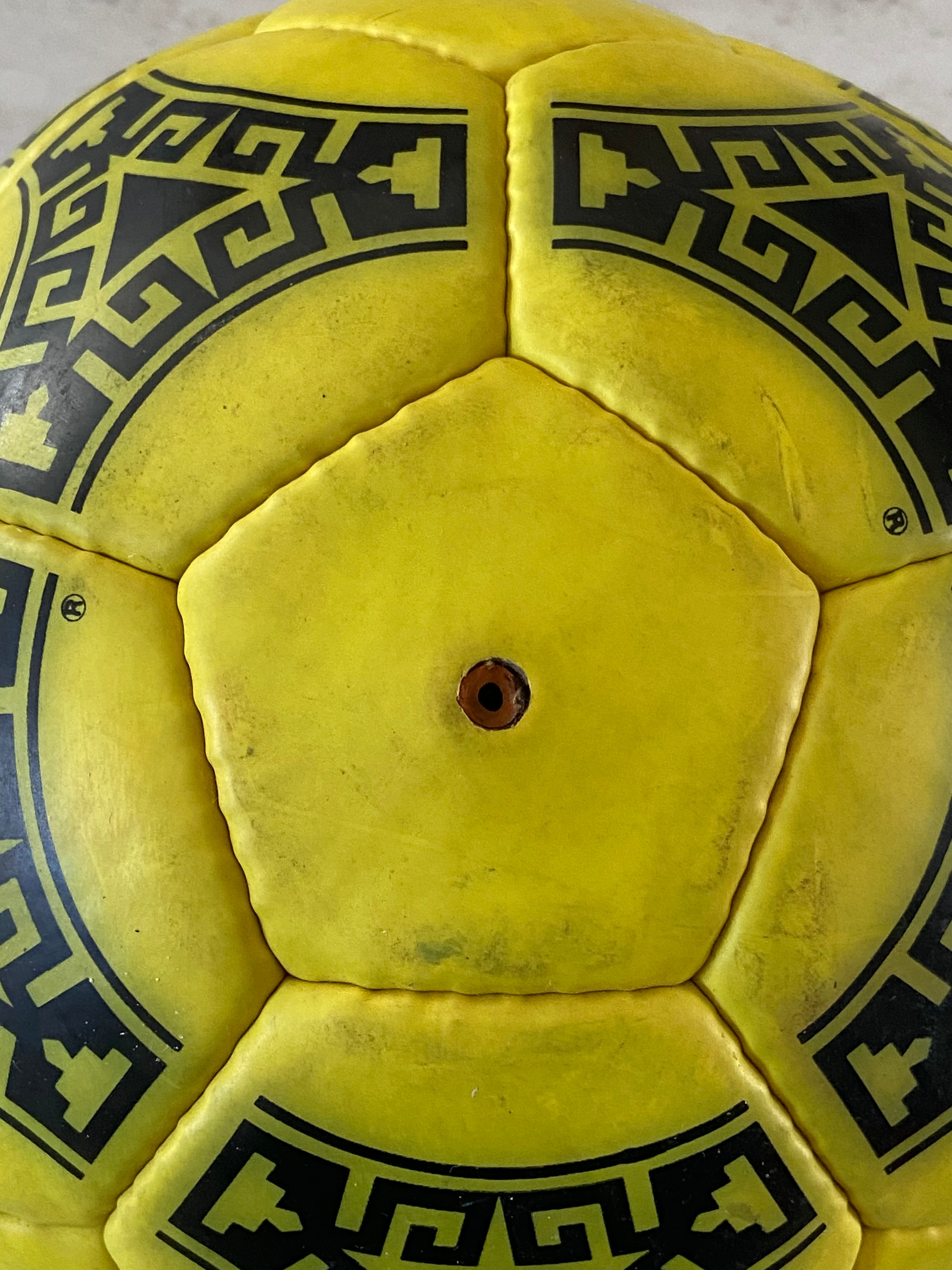 Ballon de foot ADIDAS MEXICO 1986 officiel d’époque COLLECTOR