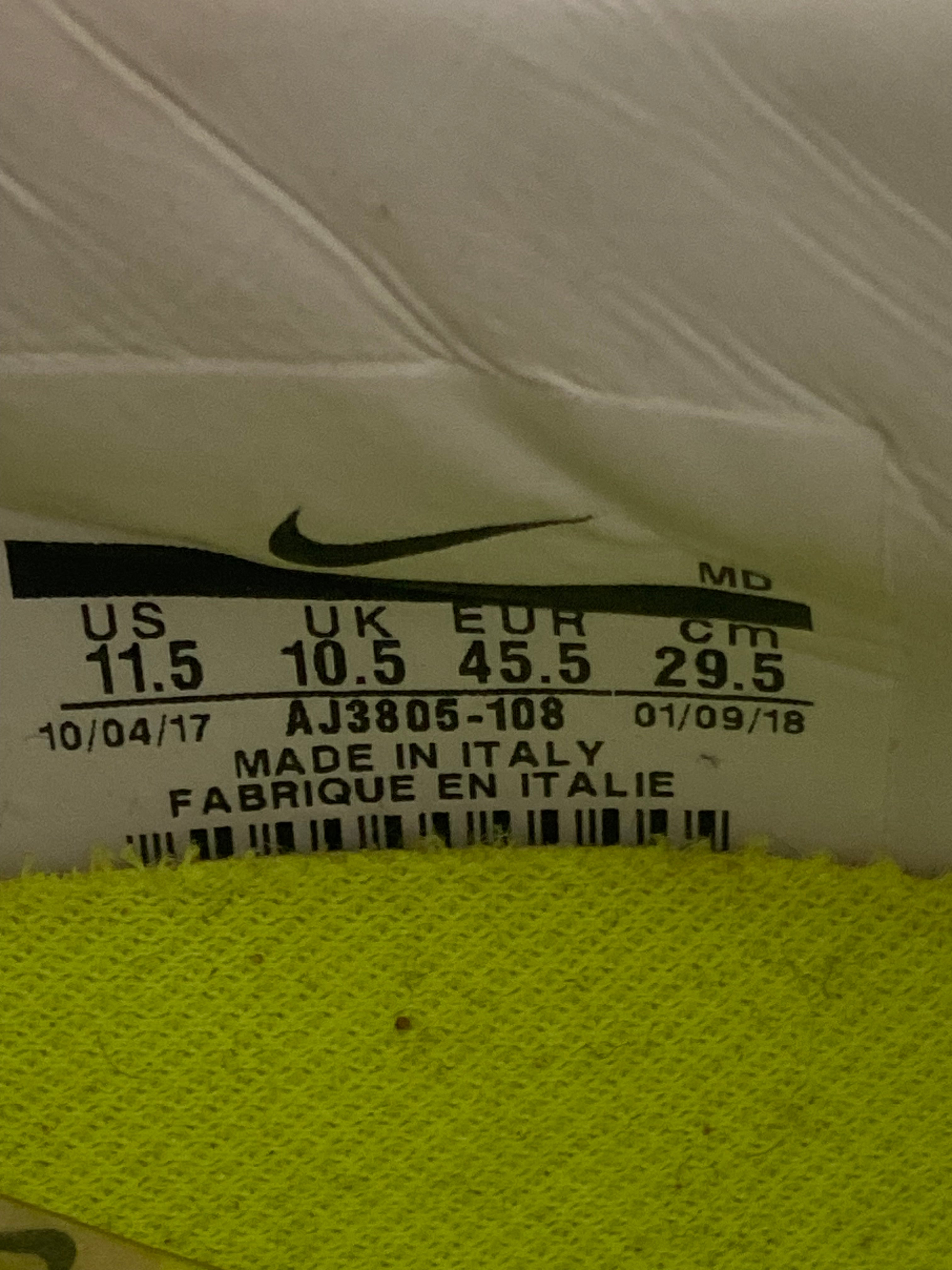 Paire de chaussures à crampons NIKE HYPERVENOM PHANTOM III (portées Alban LAFONT) TOULOUSE FC