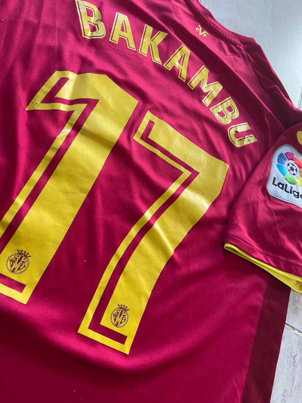 Maillot de foot JOMA de VILLAREAL CF (porté N.17 BAKAMBU) saison 2017-18
