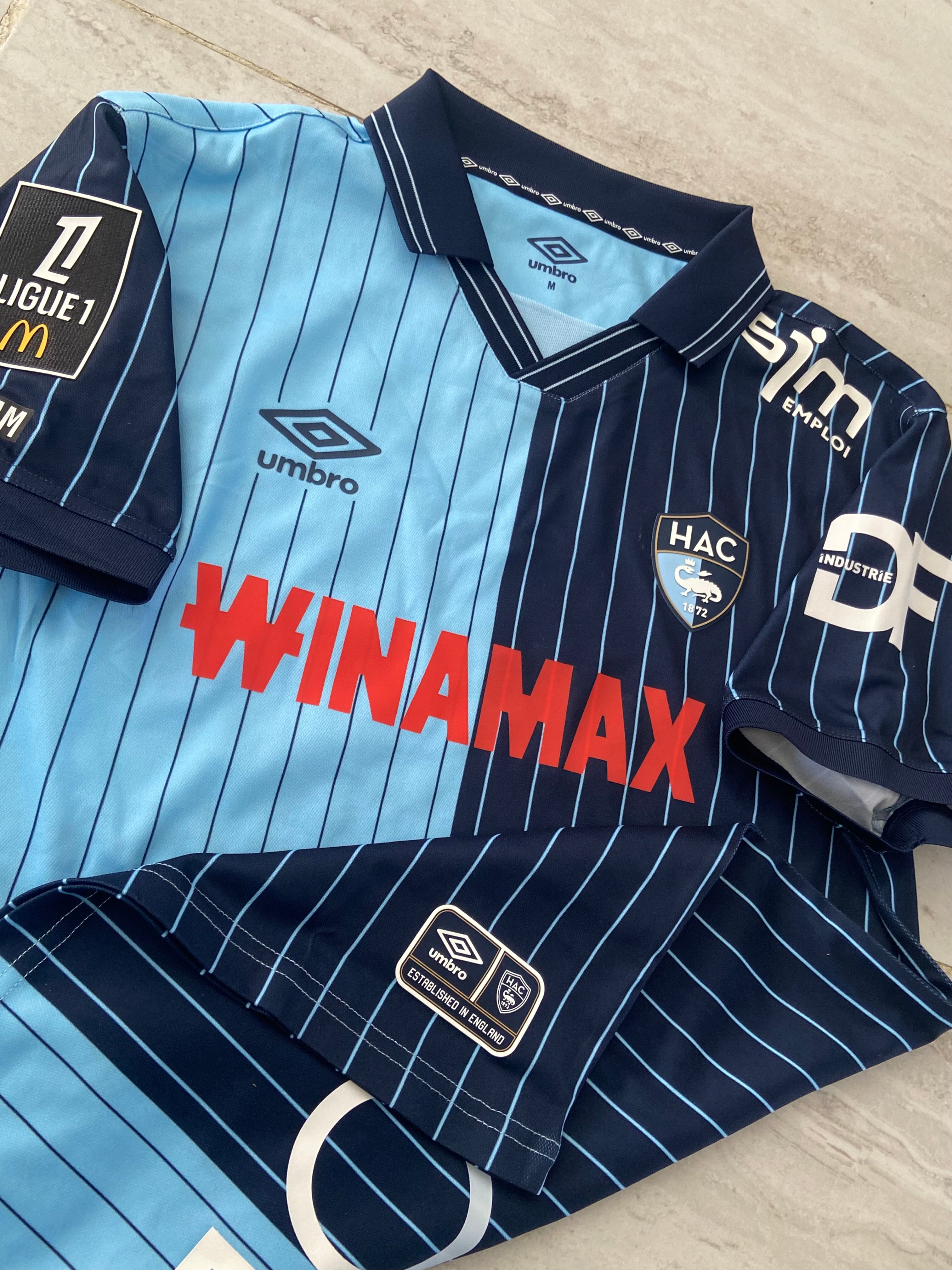 Maillot de foot UMBRO de l’équipe du HAVRE (porté N.21 NAMLI) saison 2025-26