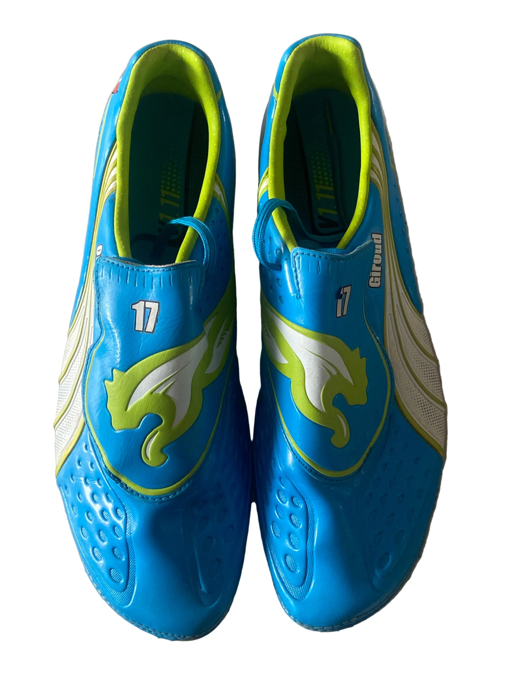 Paire de chaussures à crampons PUMA V1.11 i FG (portées Olivier GIROUD) MONTPELLIER 2011-12