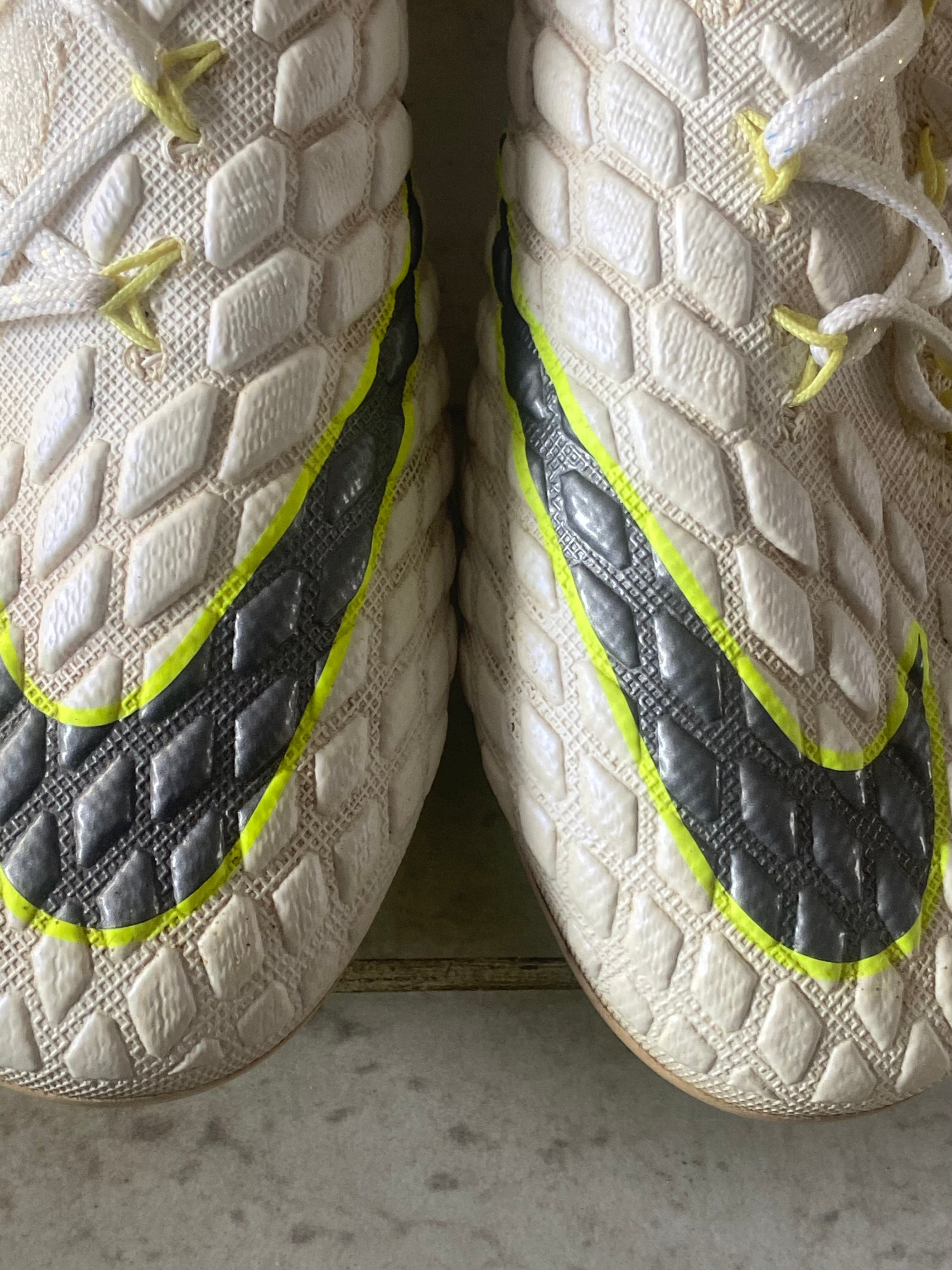 Paire de chaussures à crampons NIKE HYPERVENOM PHANTOM III (portées Alban LAFONT) TOULOUSE FC
