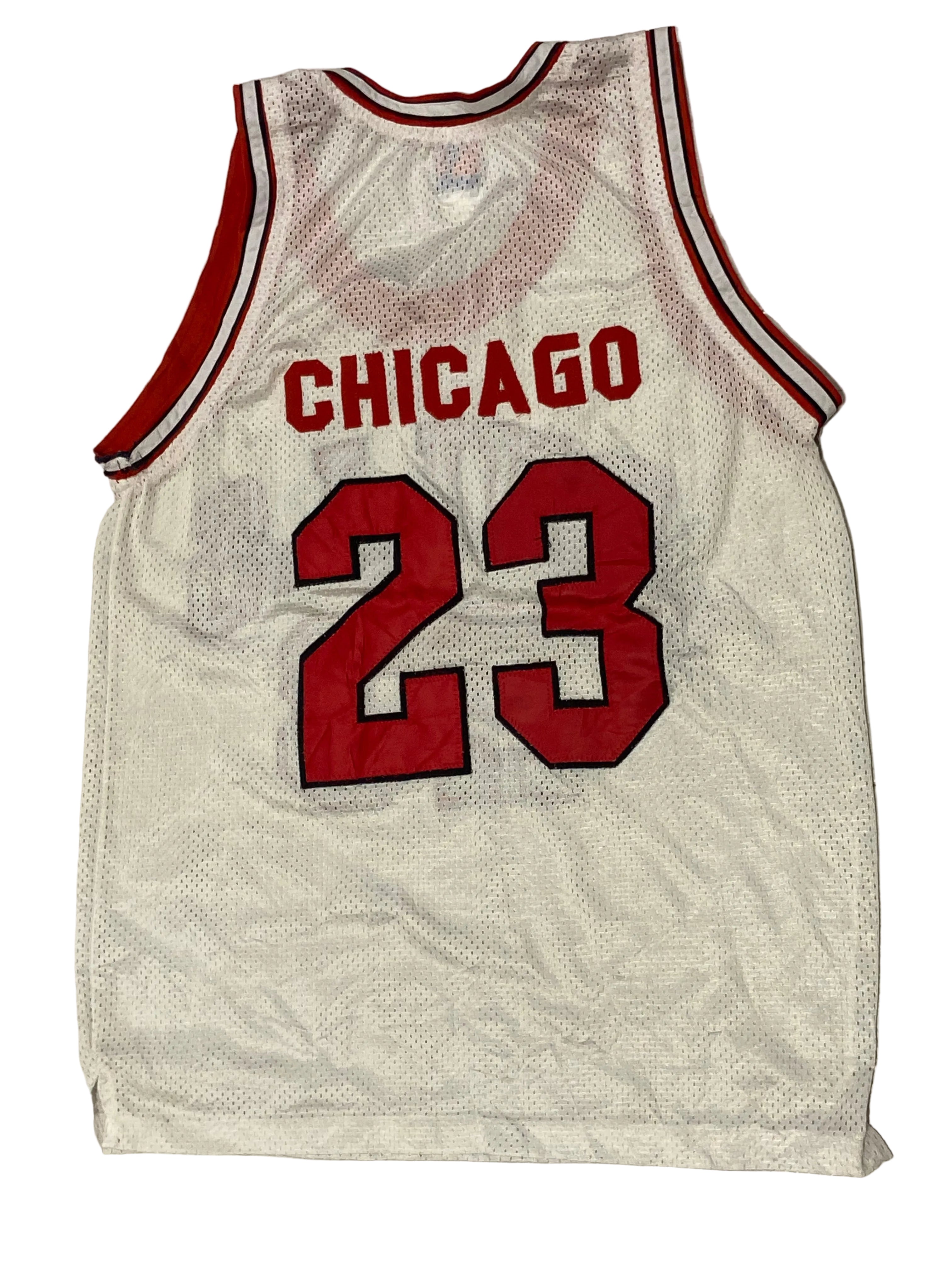 Maillot SPALDING de BASKET-BALL des CHICAGO BULLS (N.23 JORDAN) 90’s