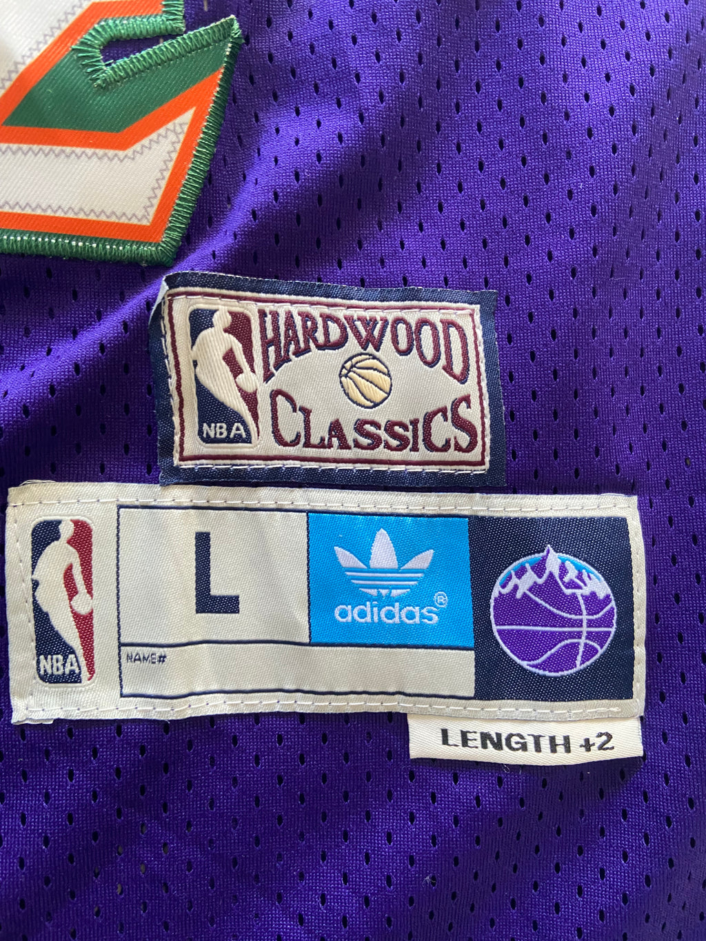 Maillot ADIDAS de BASKET-BÀLL de l’équipe des UTAH JAZZ (N.32 MALONE) année 1996-97