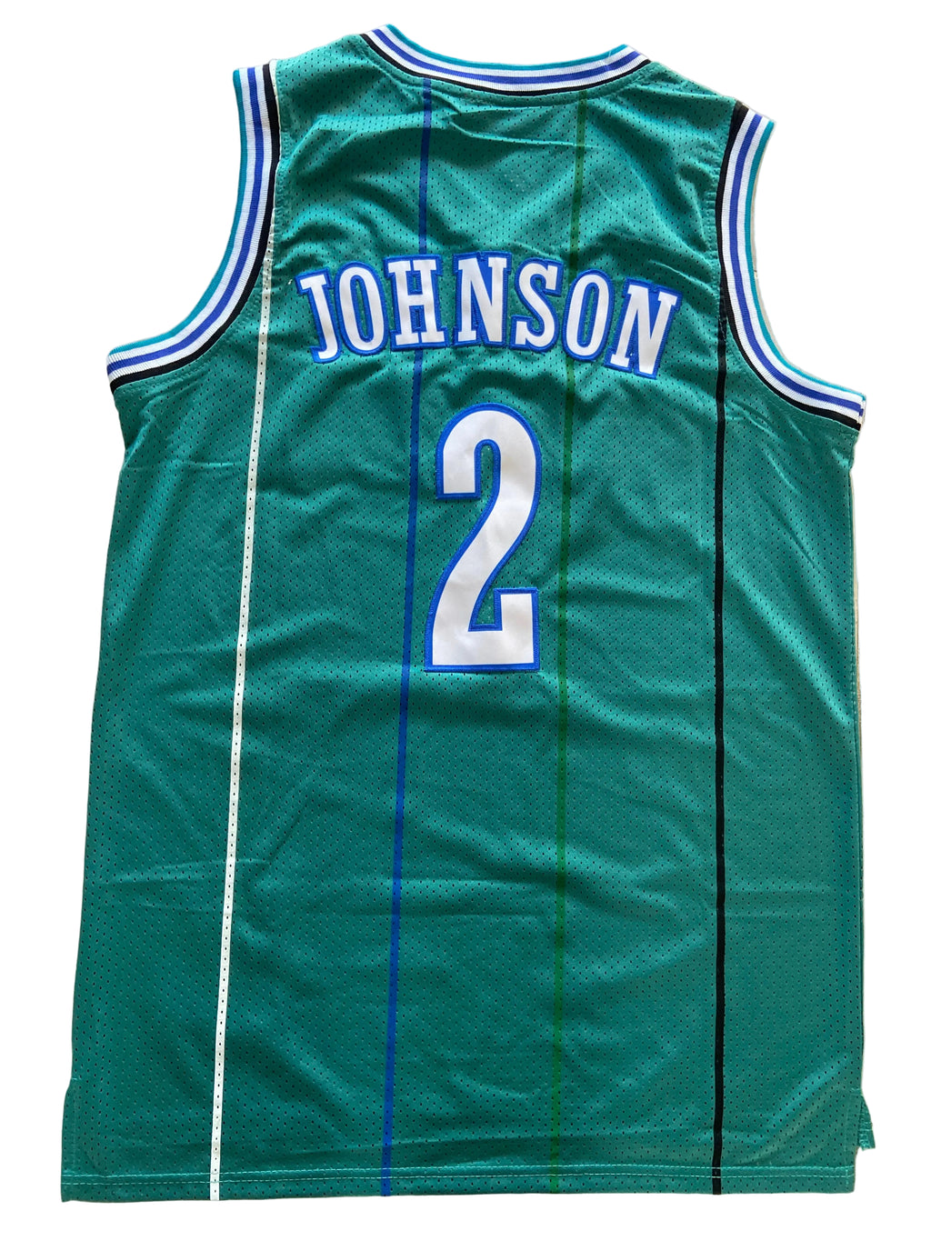 Maillot MITCHELL & NESS de BASKET-BÀLL de l’équipe des CHARLOTTE HORNETS (N.2 JOHNSON) année 1992-93